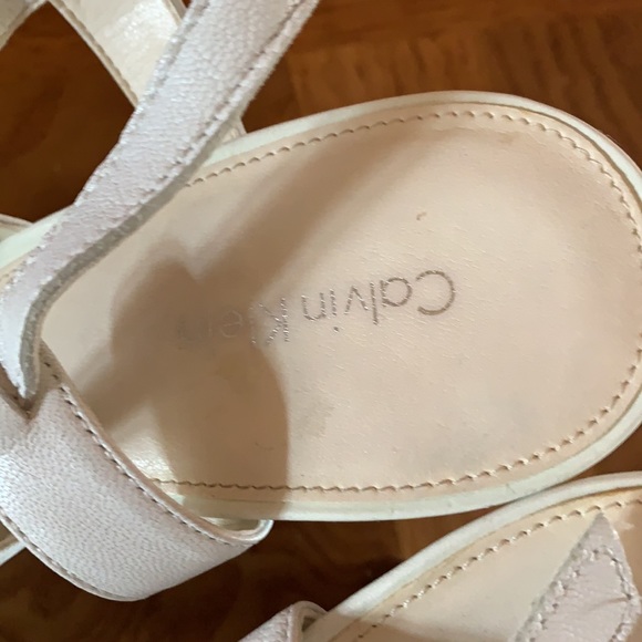 Sandals - Picture 5 of 5